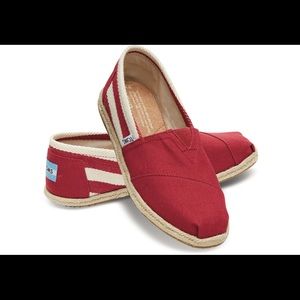 Adorable TOMS Slip Ons